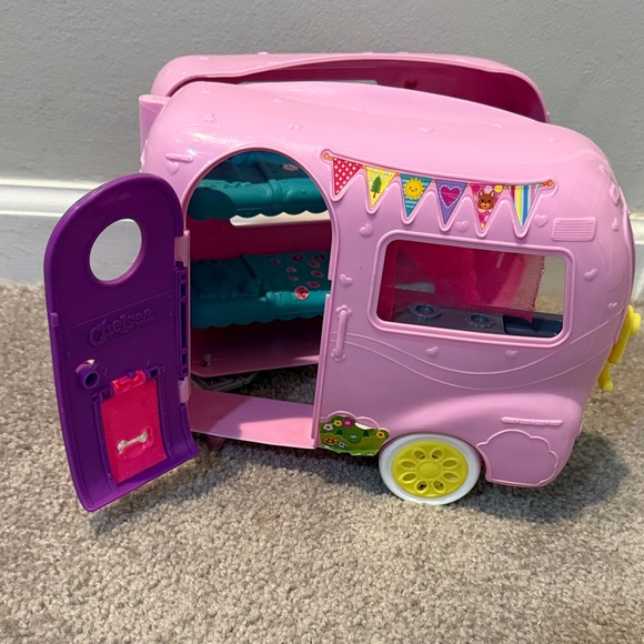 Barbie Other - Barbie Pink Chelsea Camper